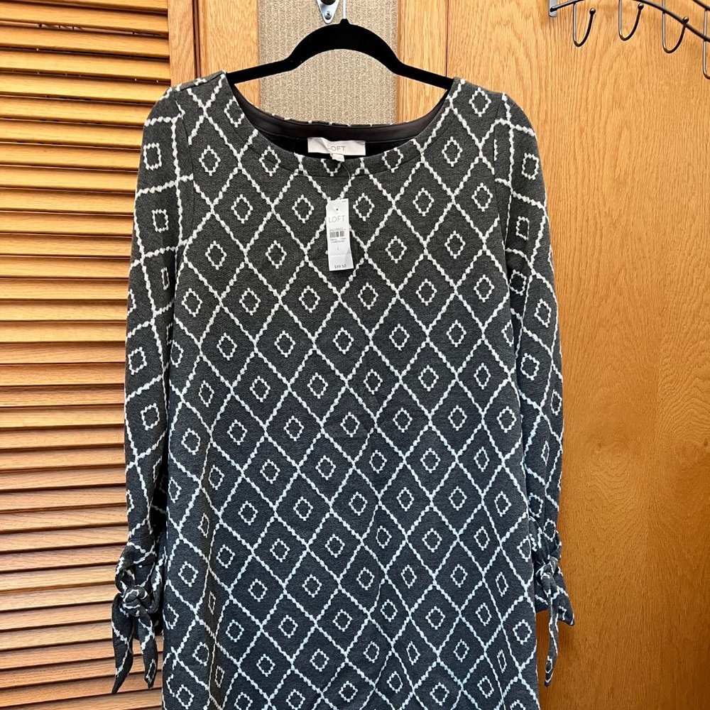 Geometric Grey Loft Dress Size Large